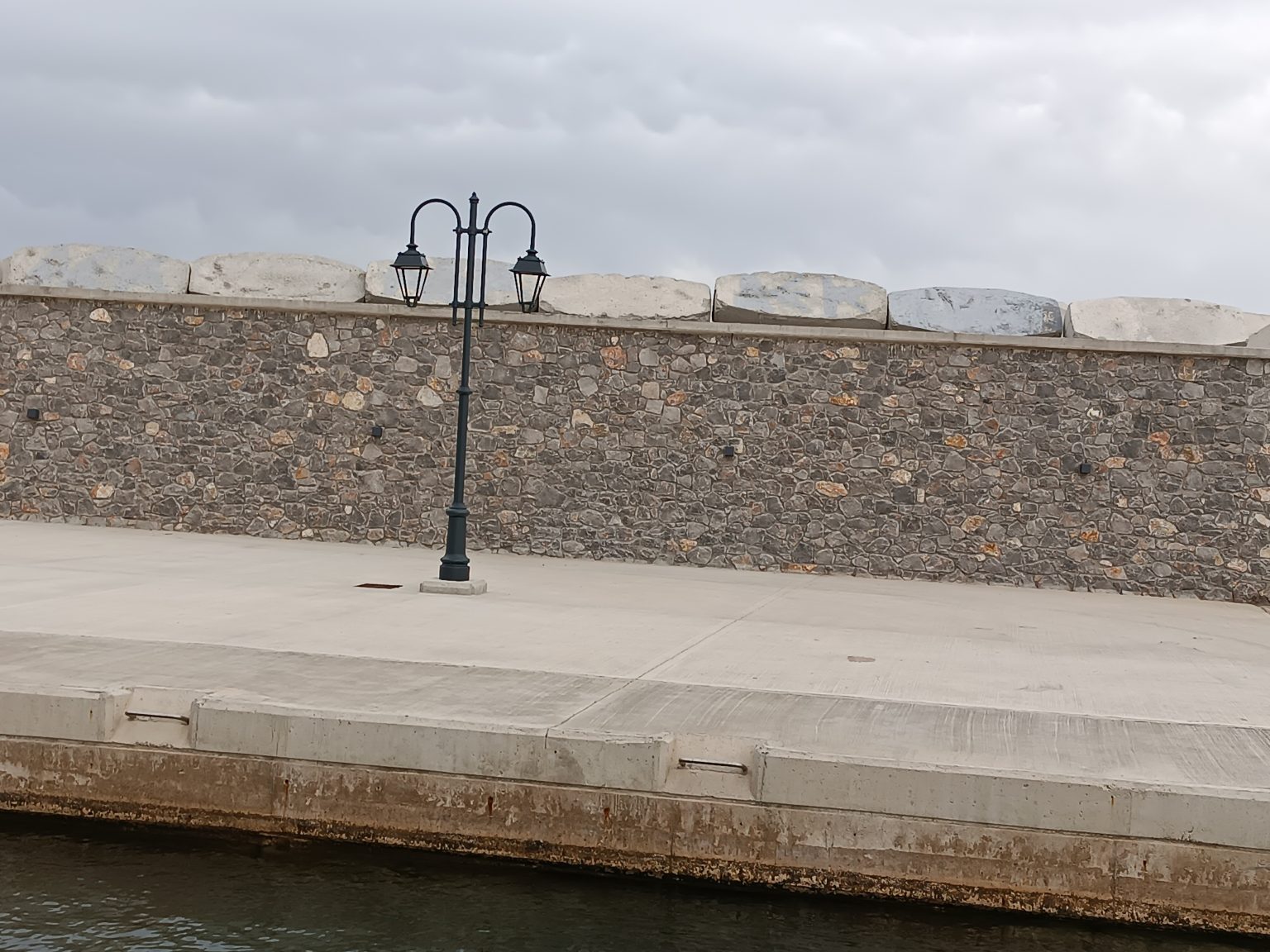 e67d36_0c978e9af9044567af25868bbe3b9b65~mv2